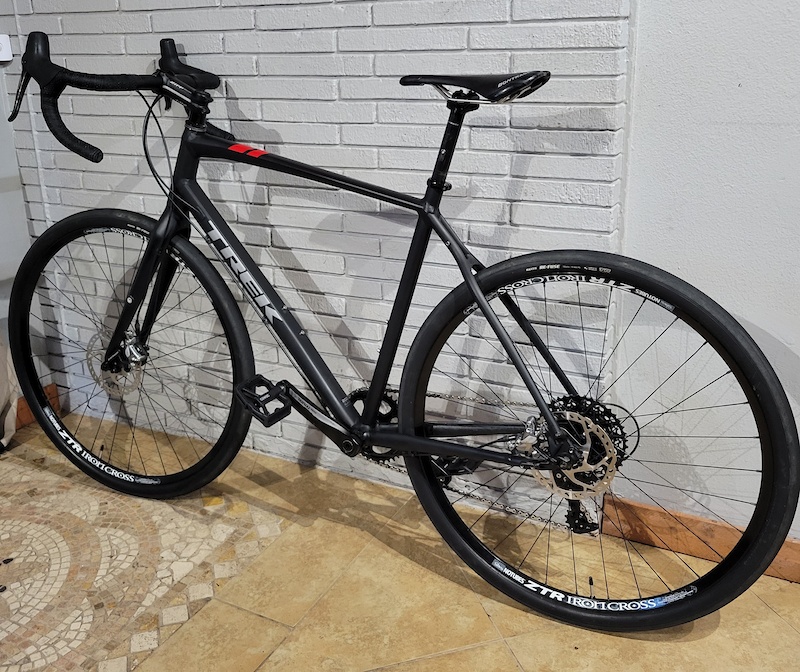 2018 Trek Crossrip Force 1x11 54cm Stan s For Sale