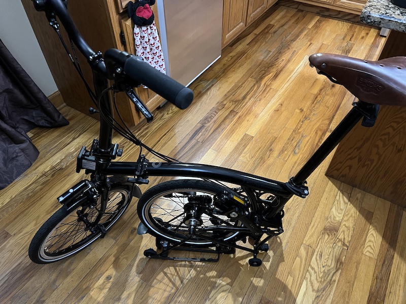 Brompton best sale bike m6r