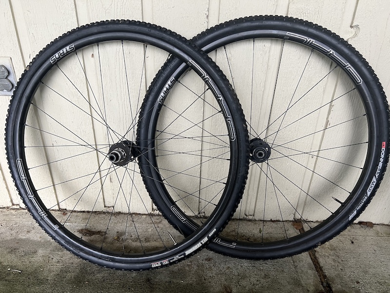 2019 Stans Grail CB7 Carbon Wheelset Tubeless For Sale