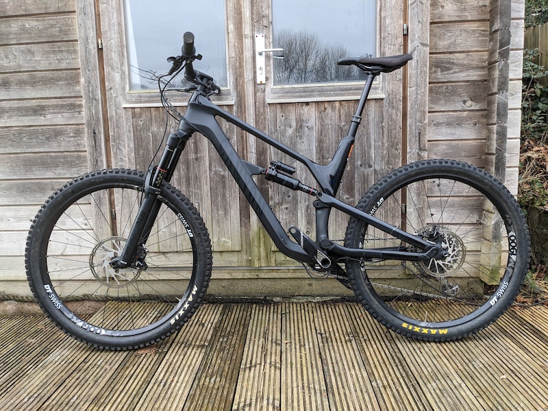 2019 Canyon Spectral CF7 For Sale