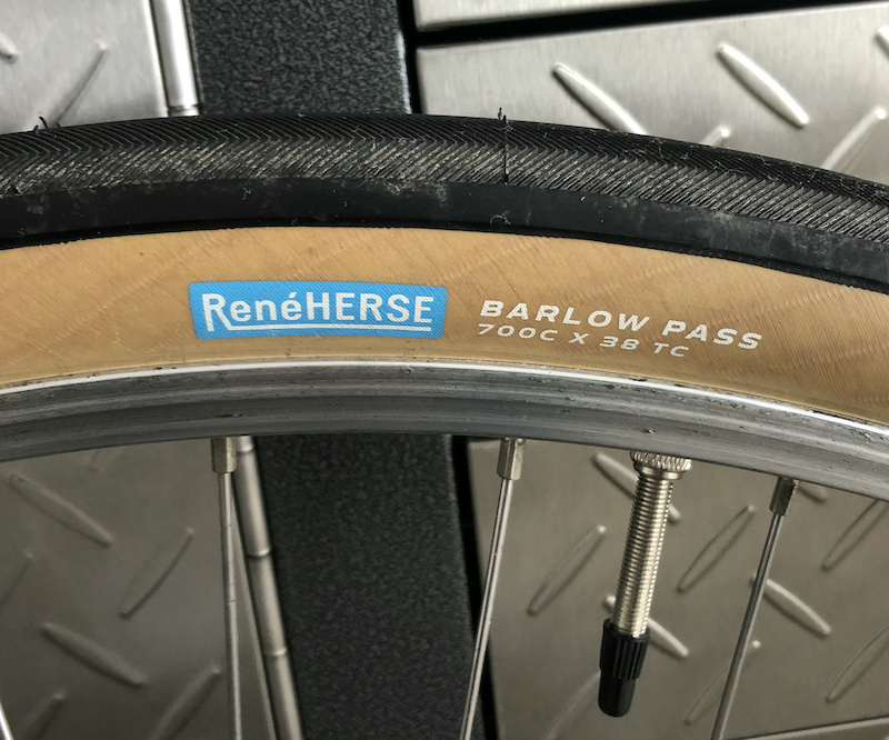 2022 Rene Herse Barlow Pass tires 700 x 38c "new" pair. For Sale