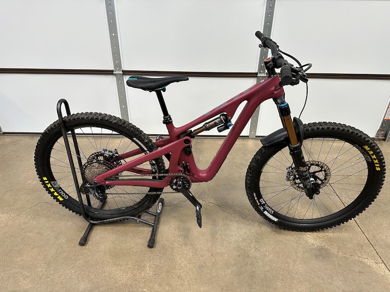 2021 YETI SB 140 RON BURGANDY For Sale