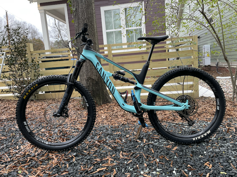 2020 Canyon Spectral CF 7.0 For Sale