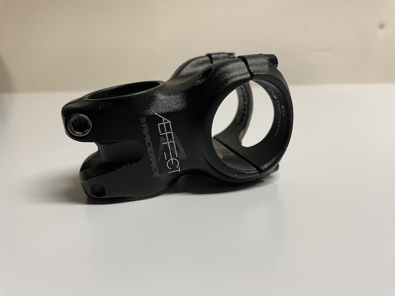 RaceFace Aeffect R Dropper Bushing Midcap And Pin Kit - Bike America