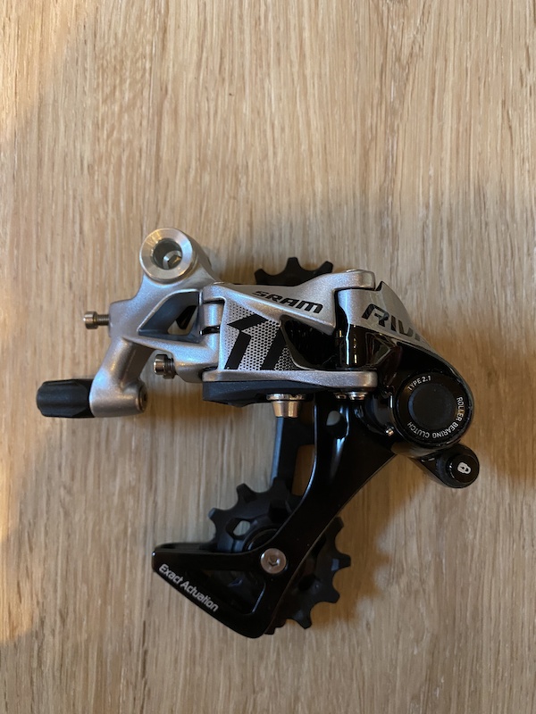 sram rival 22 front derailleur