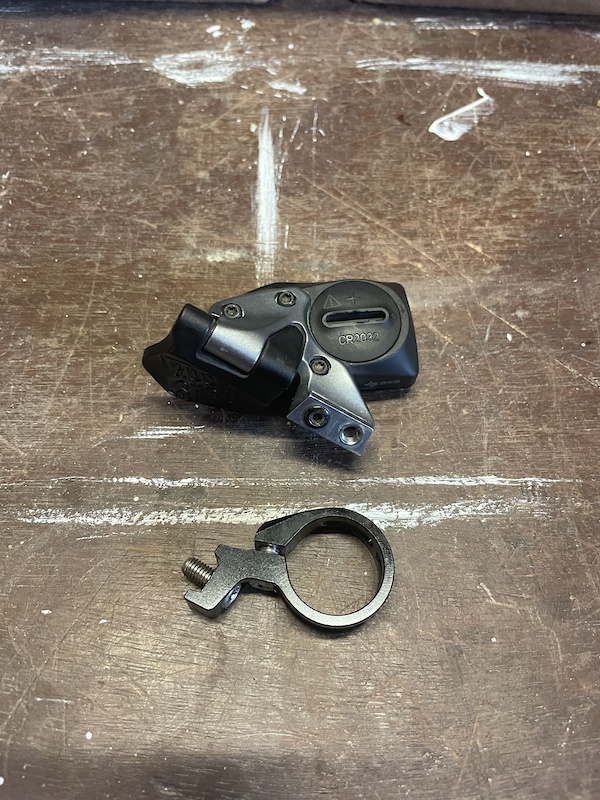 2021 Rockshox SRAM reverb AXS dropper controller and clamp For Sale