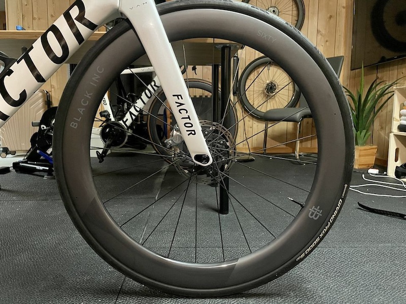 Black inc ディスクホイール 11速 black ink BLACK SIXTY Disc シマノ11s