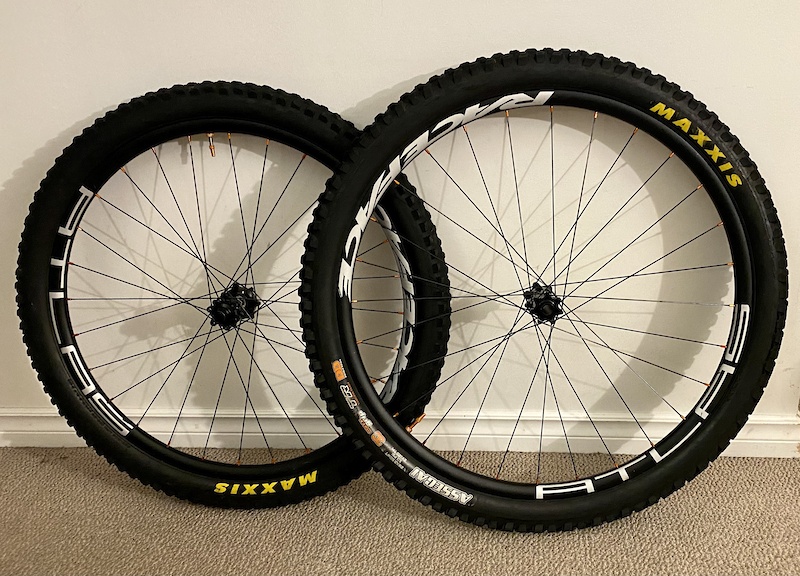 2023 Custom Race Face Atlas rim with I9 Hydra, Mullet,tires For Sale