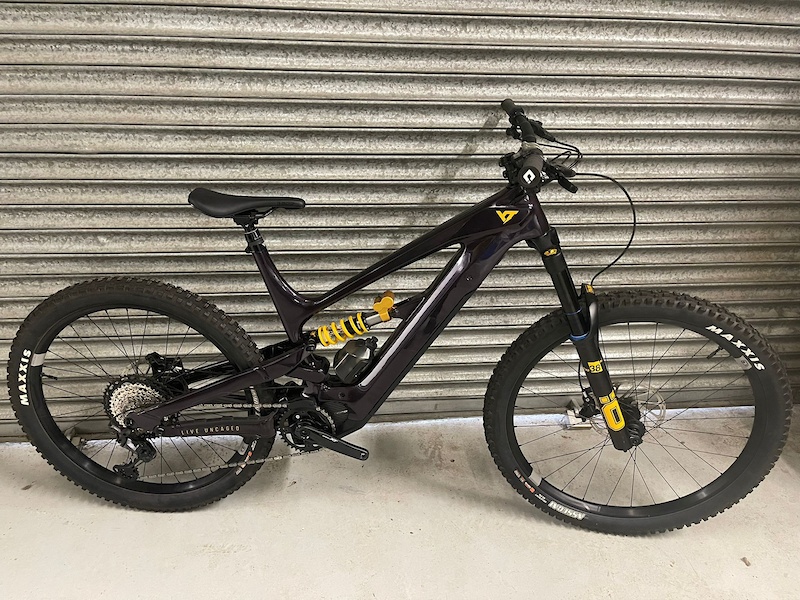 2022 Decoy MX Uncaged 9 Deeper Purple *TEMP PRICE DROP* For Sale