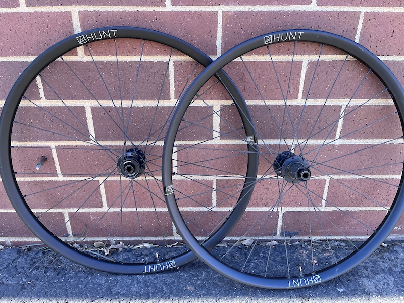 hunt 650b gravel wheels