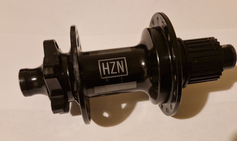 nukeproof horizon v1 hub