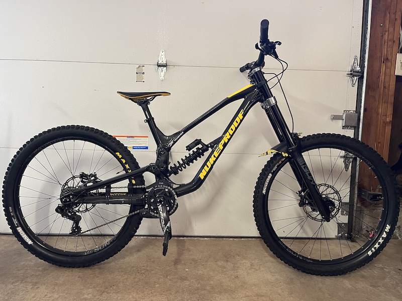 Nukeproof on sale dissent 2020