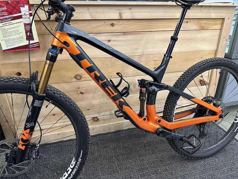 2023 FUEL EX CARBON FRAME/FOX FACTORY FORK For Sale
