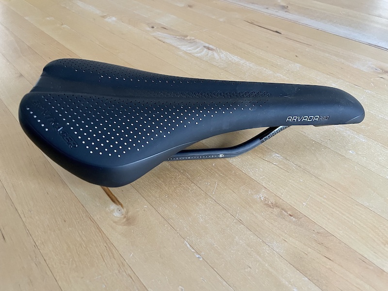 Bontrager arvada pro bike hot sale saddle