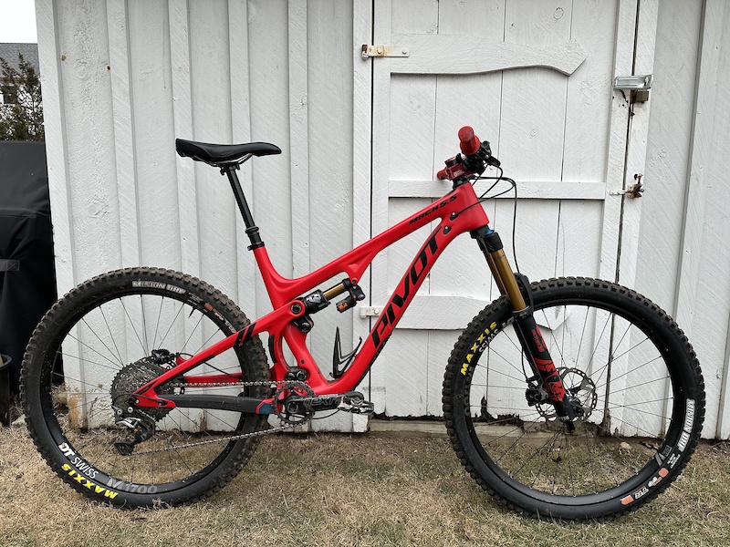 pivot mach 5.5 frame for sale