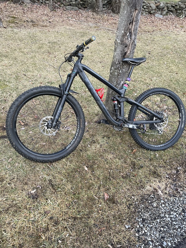 Trek fuel ex best sale 8 27.5 plus 2018