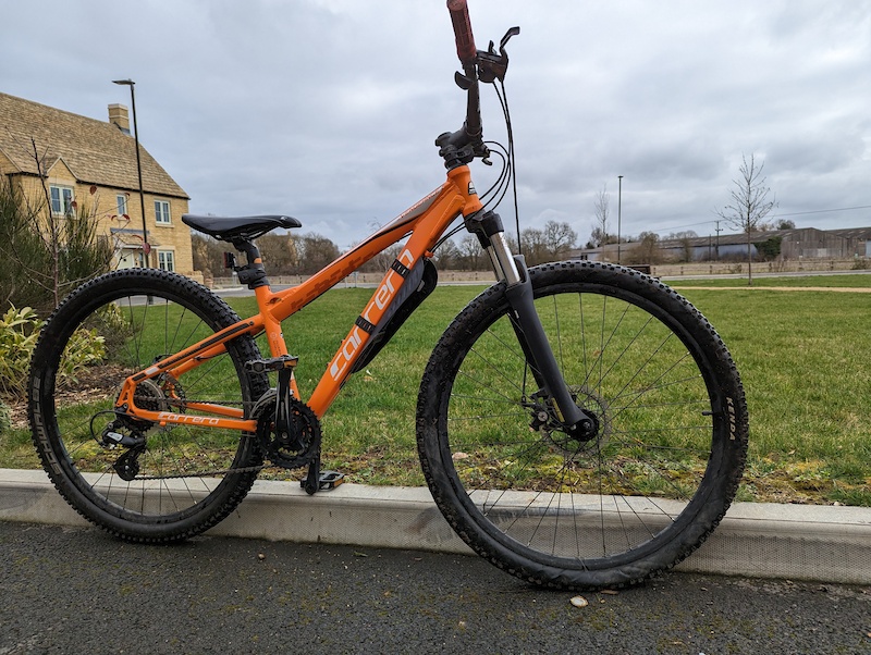 Carrera orange hot sale mountain bike