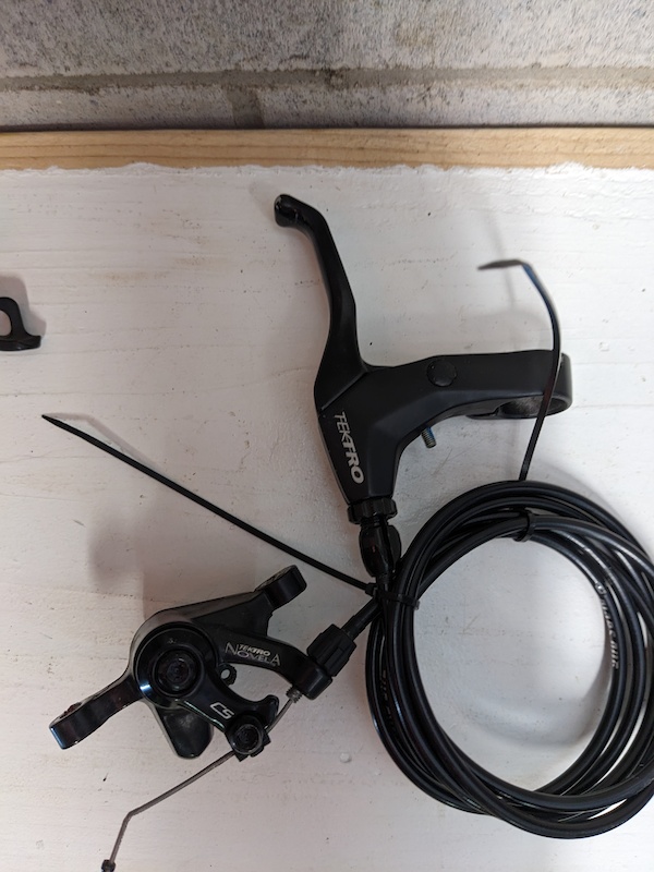 Tektro Novela CS Mechanical Disc Brake Set For Sale