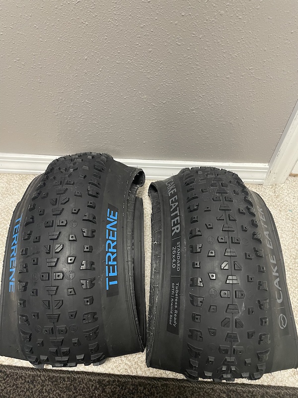 2023 Terrene cake eater standard 26x4.0 60tpi new set of 2 For Sale