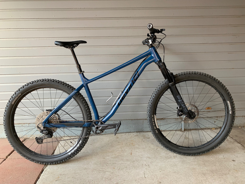 2022 Devinci Kobain For Sale