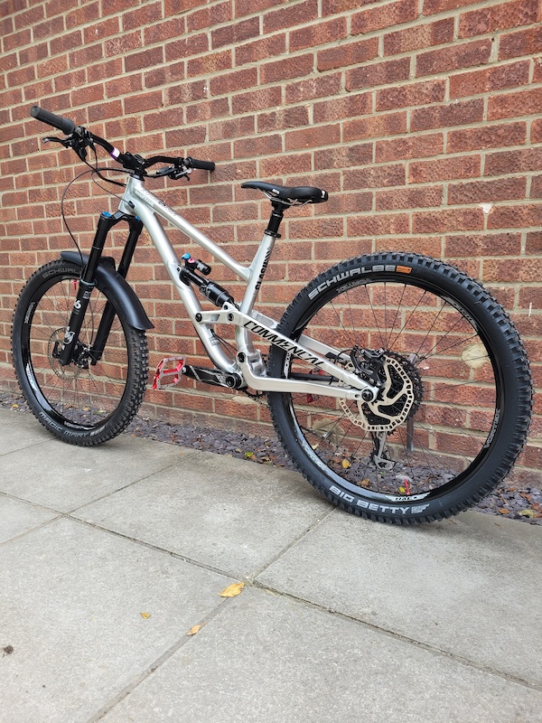 commencal clash essential 2019