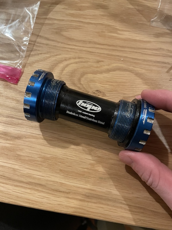 2018 Hope Bottom Bracket, Boost 24mm For Sale