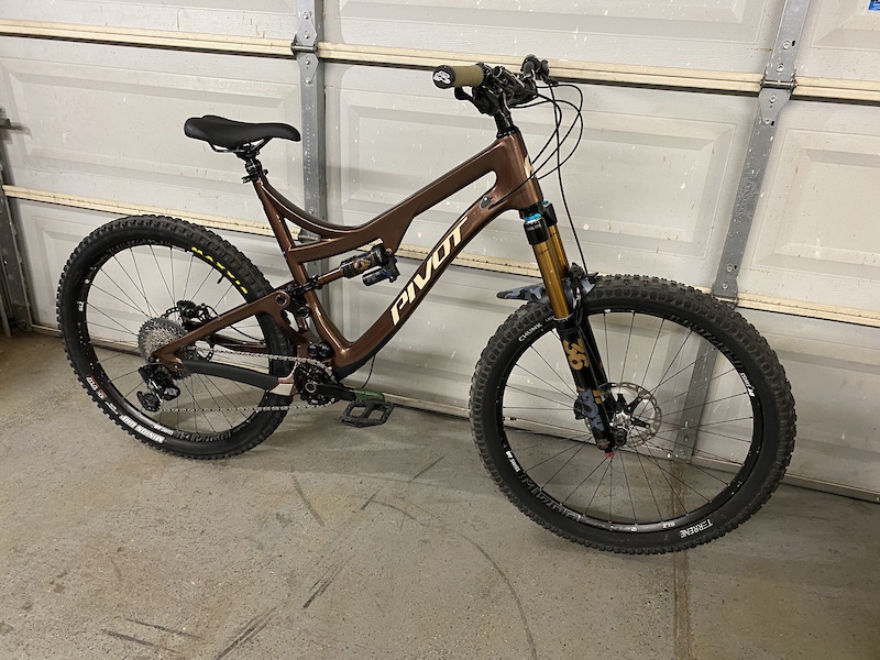 Pivot mach 6 store frame for sale