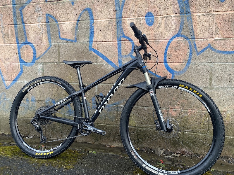 trek session 9.9 2020