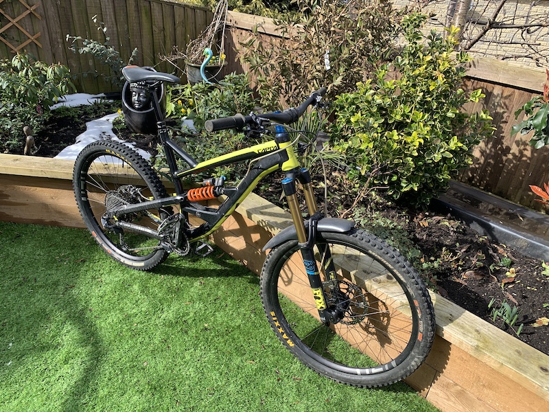 2016 YT Industries Capra AL Top Spec For Sale