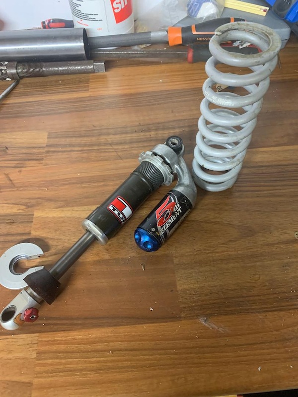 2006 Progressive 5th element shock 222mm tf shimmed For Sale