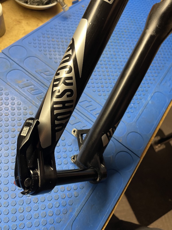 2008 Rockshox Pike 454 Coil U-turn fork /w Maxle Lite For Sale 2008 Rockshox Pike 454 Coil U-turn fork /w Maxle Lite For Sale