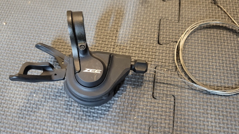 Manette De Dérailleur Shimano ZEE SL-M640A Droite 10 Vitesses - Pour VTT, Commande Indexée Précise