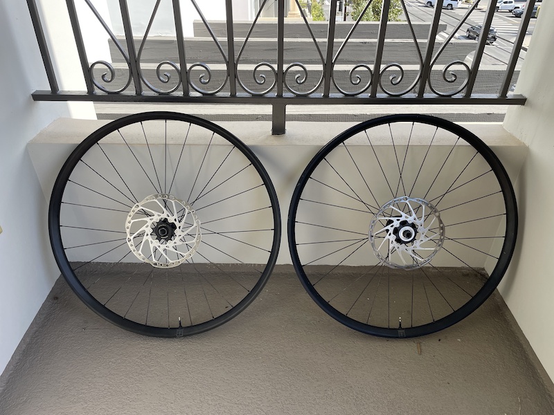 2022 30mm Specialized Wheels Shimano MS CL ship to CONUS For Sale