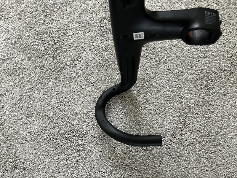 パーツ AEROCOCKPIT CP10 390mm/100mm 2020 Canyon CP10 Aero