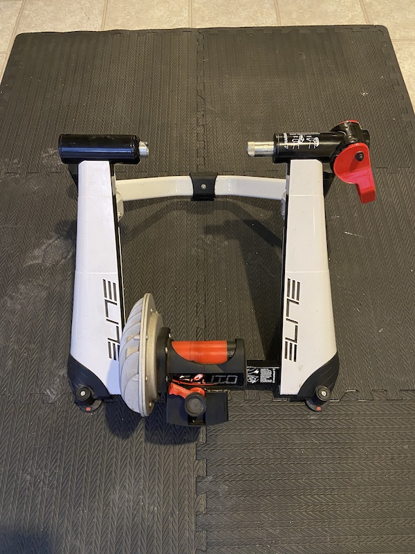 Elite Fluid Bike Trainer For Sale