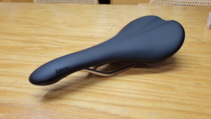 Fabric Scoop Race Shallow Bike Saddle For Sale