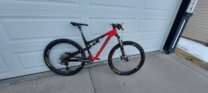 Rocky mountain discount thunderbolt 750 2016