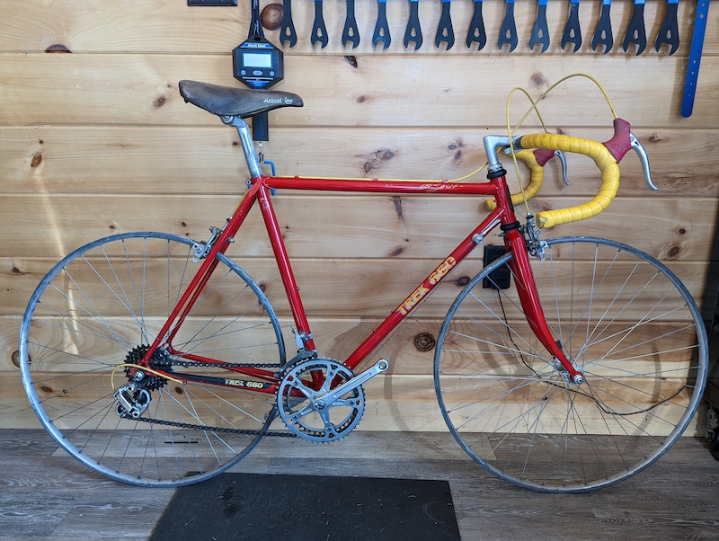 trek 660 road bike