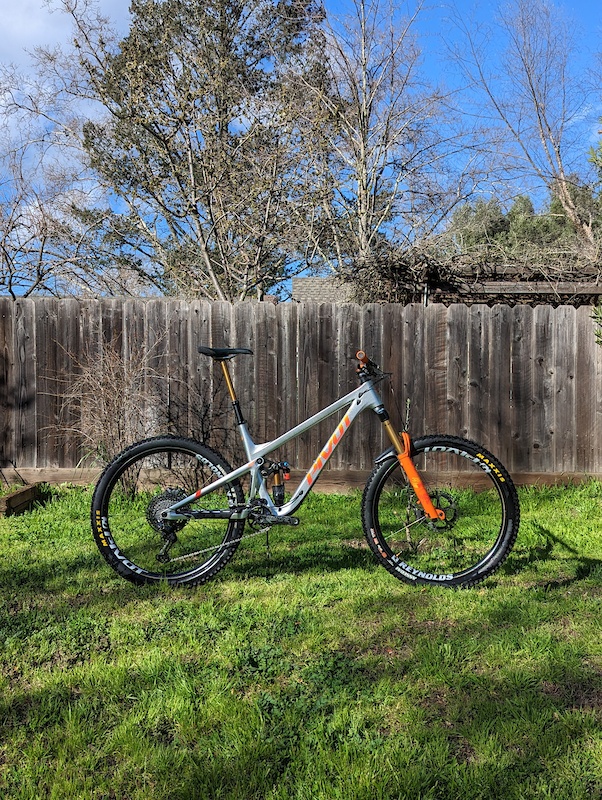 2023 Pivot Firebird For Sale