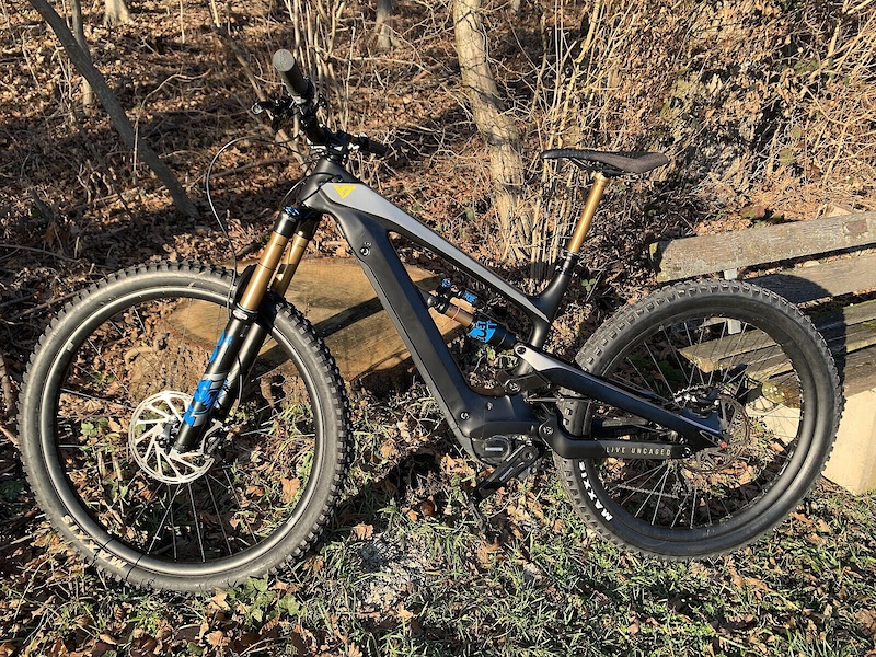 2019 YT Industries Decoy Pro Race CF Mullet For Sale