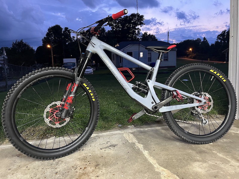 Santa Cruz Bronson (Upgraded) For Sale