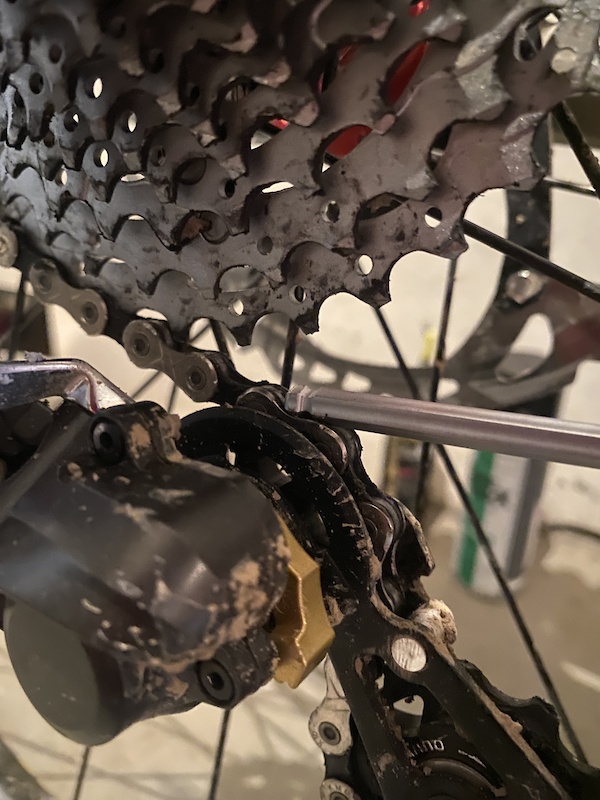 Crunching 3 easiest gears on Shimano Saint drivetrain Page 2