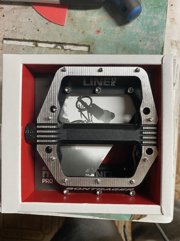 bontrager line pro flat pedals