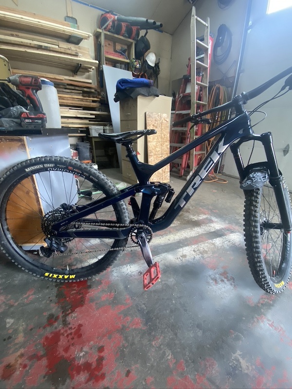 trek slash 9.7 2021 for sale