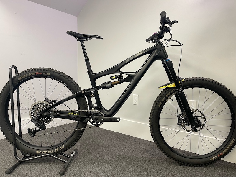 2020 Pre-Owned Ibis Mojo HD5 Carbon - Medium For Sale