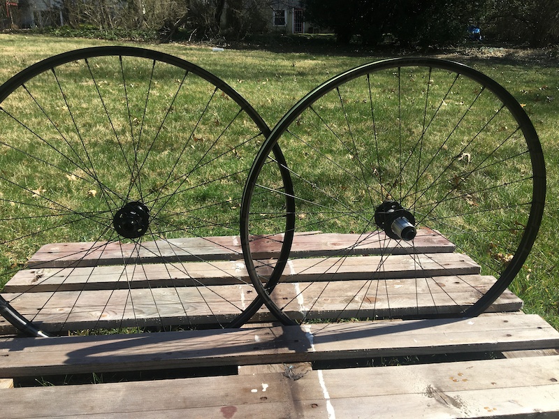 Stans Crest Mk3 Pro For Sale