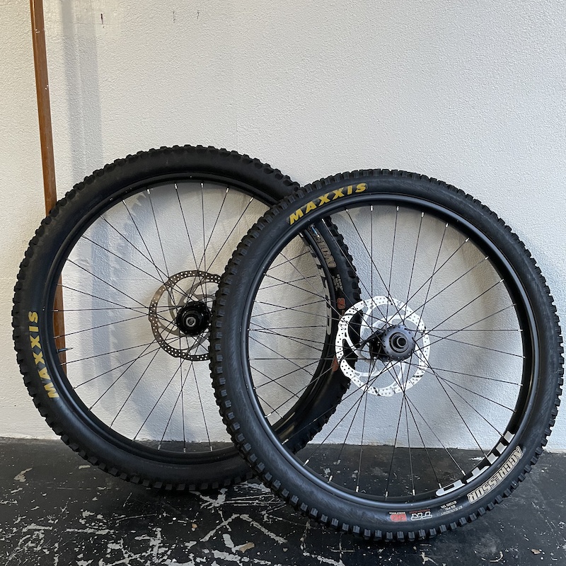 lightweight 27.5 wheelset