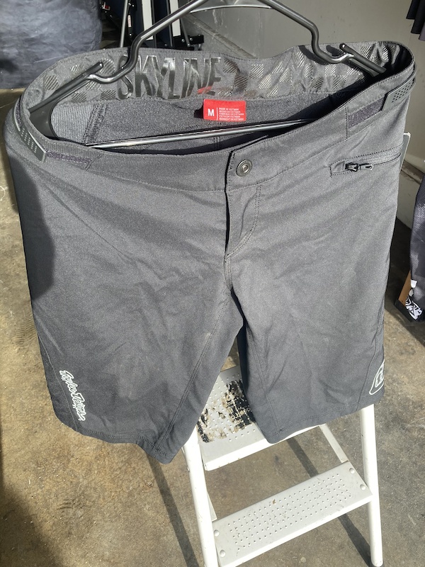 tld skyline shorts