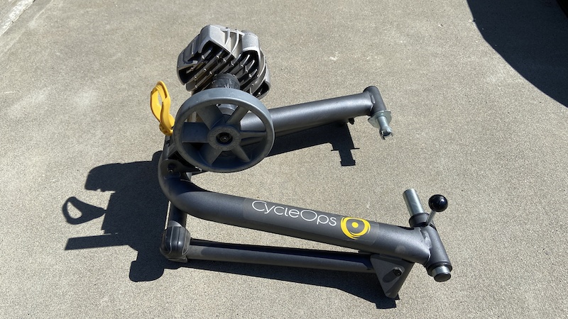 2019 CycleOps Wind Trainer Indoor Bike Trainer For Sale - P4pb24541811