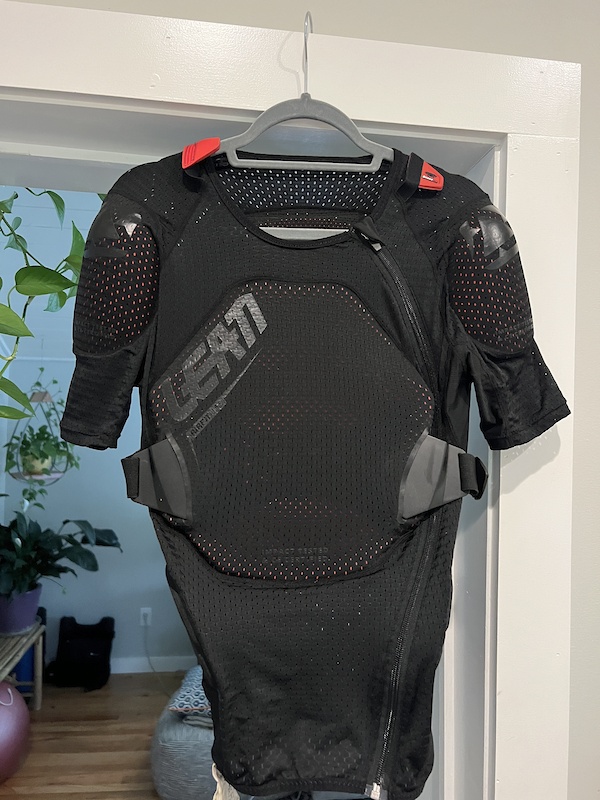 New *LEATT under jersey protection For Sale